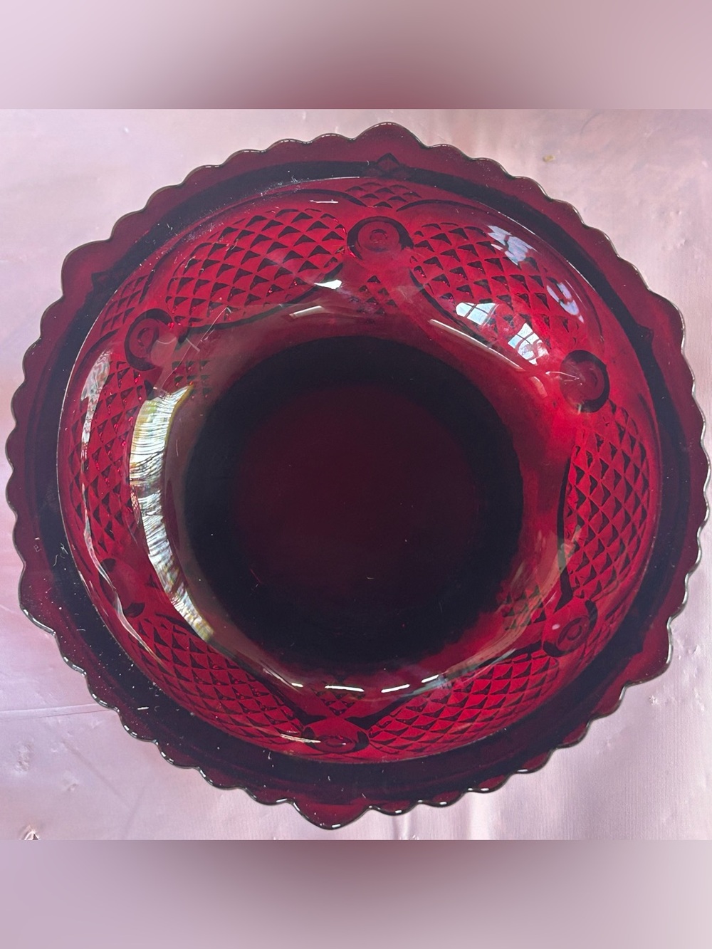 Vintage Avon 1876 Cape Cod Collection Dessert Bowl with White Soaps - Picture 3 of 9